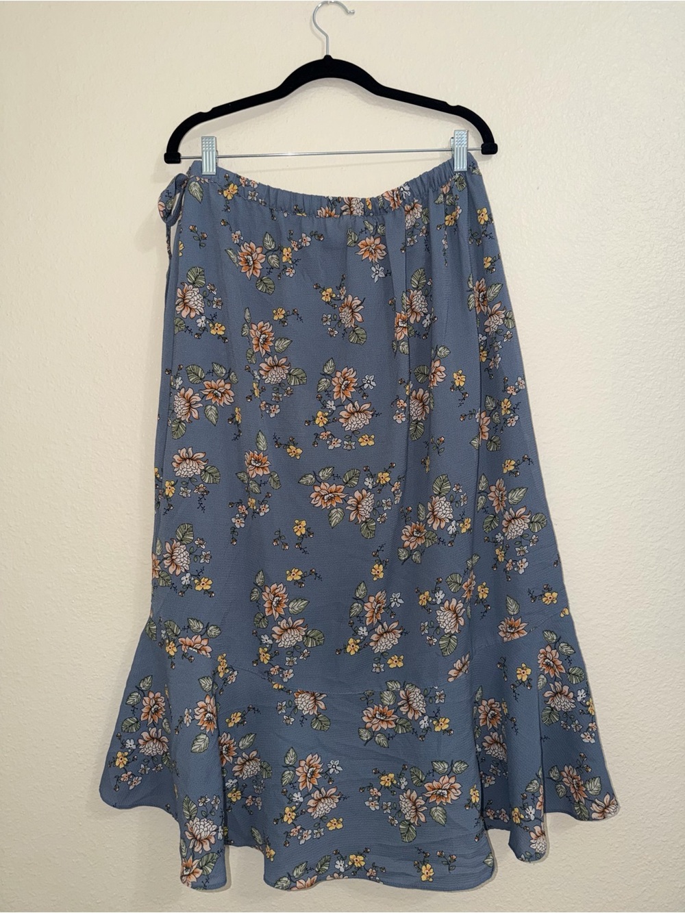 Max Studio Dusty Blue Floral Wrap Skirt - Picture 3 of 3
